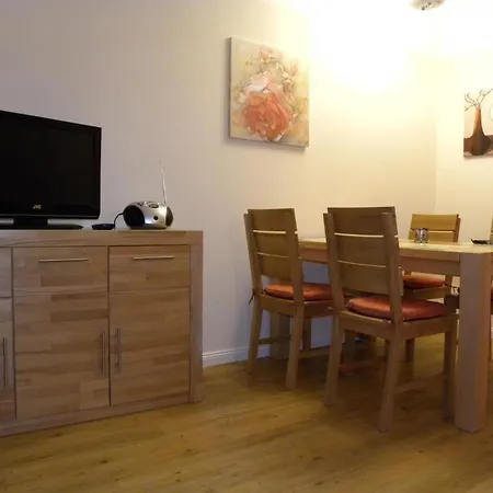 16 Leuchtturm, Moderne Im 1 Og Fuer 4 Personen In Apartment Rerik