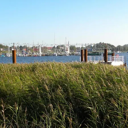 16 Leuchtturm, Moderne Im 1 Og Für 4 Personen In Apartamento